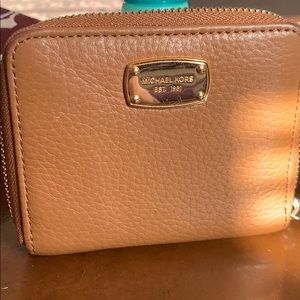 Michael Kors Jet Set Travel wallet